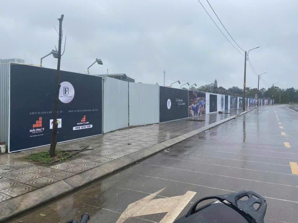 Thi Công Hoarding Che Công Trình, Hàng Rào Công Trình, Bảng Hiệu Che Công Trình Chuyên Nghiệp Tại Quảng Trị